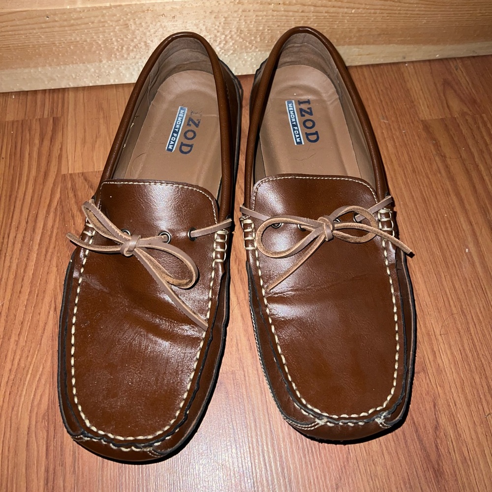 Mens IZOD slip on shoes